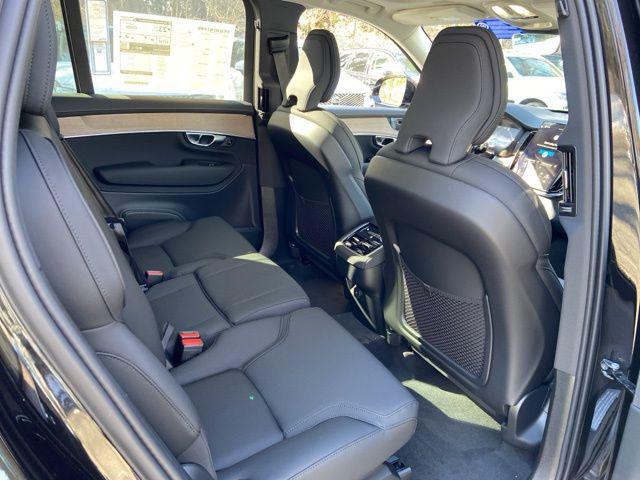 2026 Volvo XC90 Plus, B6 AWD Gas (mild hybrid), Gasoline, Bright, 7 Seats