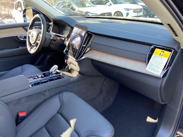 2026 Volvo XC90 Plus, B6 AWD Gas (mild hybrid), Gasoline, Bright, 7 Seats