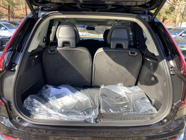 2026 Volvo XC90 Plus, B6 AWD Gas (mild hybrid), Gasoline, Bright, 7 Seats