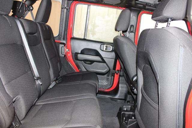 2018 Jeep Wrangler Unlimited Sahara 4x4