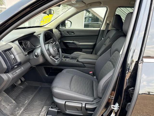 2026 Nissan Pathfinder S