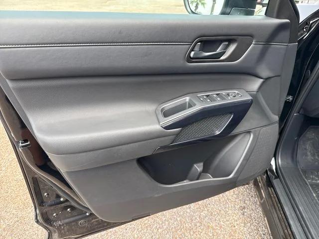 2026 Nissan Pathfinder S