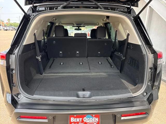 2026 Nissan Pathfinder S
