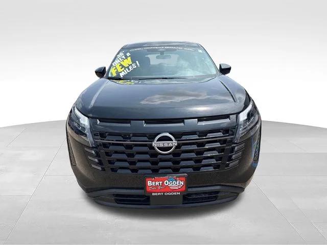 2026 Nissan Pathfinder S