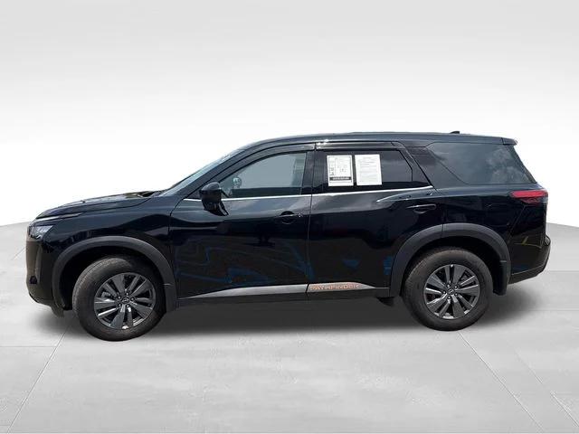 2026 Nissan Pathfinder S
