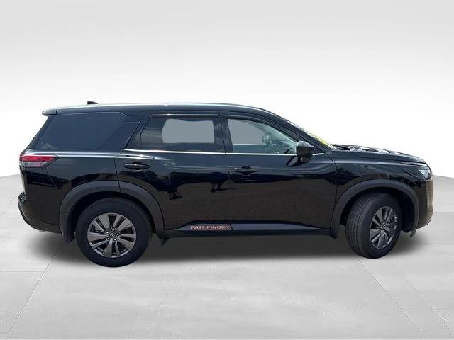 2026 Nissan Pathfinder S
