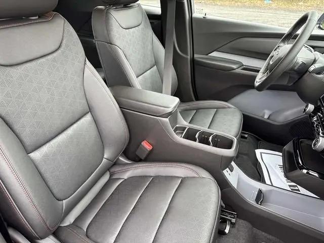 2027 Chevrolet Bolt RS FWD