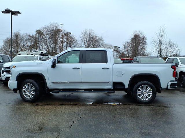 2026 Chevrolet Silverado 2500HD Crew Cab, Standard Bed, High Country, 4WD