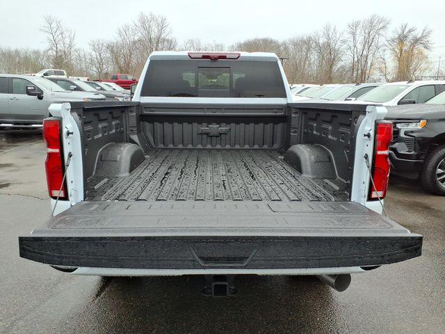 2026 Chevrolet Silverado 2500HD Crew Cab, Standard Bed, High Country, 4WD