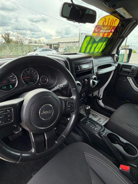2016 Jeep Wrangler Unlimited Sahara