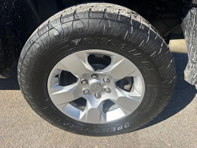2019 Ram 1500 Big Horn/Lone Star Crew Cab 4x4 5'7" Box