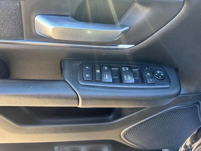 2019 Ram 1500 Big Horn/Lone Star Crew Cab 4x4 5'7" Box