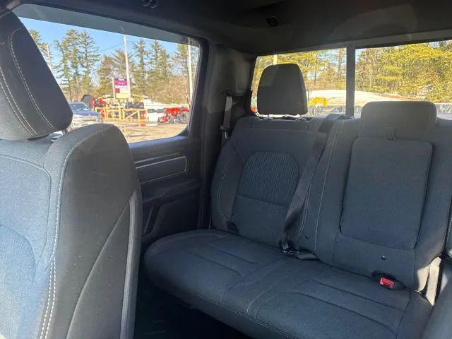 2019 Ram 1500 Big Horn/Lone Star Crew Cab 4x4 5'7" Box