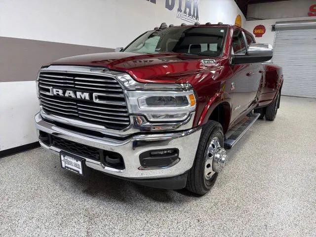 2020 Ram 3500 Laramie Crew Cab 4x4 8' Box