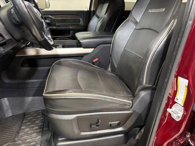 2020 Ram 3500 Laramie Crew Cab 4x4 8' Box