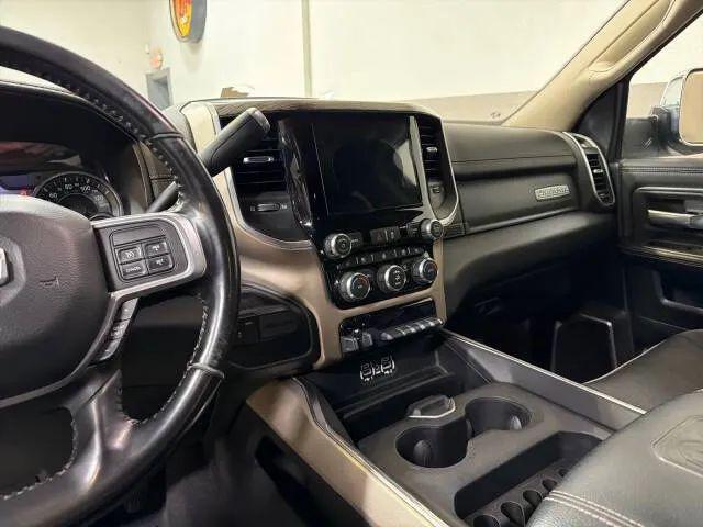 2020 Ram 3500 Laramie Crew Cab 4x4 8' Box