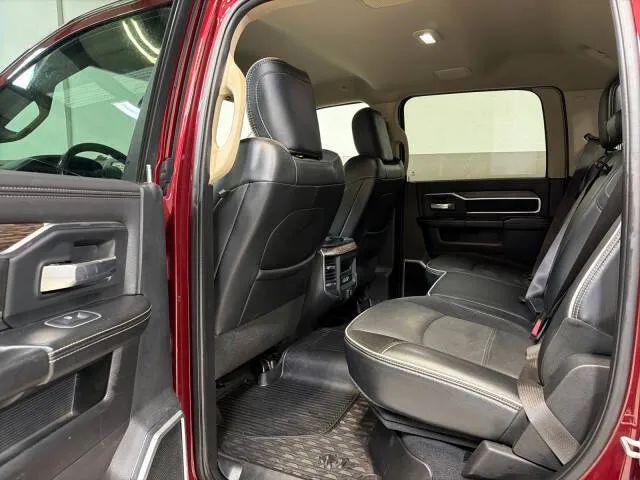 2020 Ram 3500 Laramie Crew Cab 4x4 8' Box