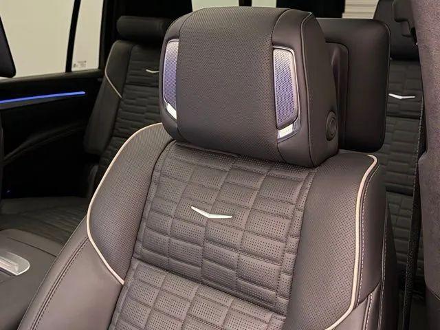 2025 Cadillac Escalade ESV Sport Platinum