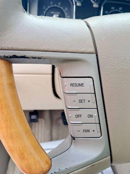 2007 Lincoln MKX Base