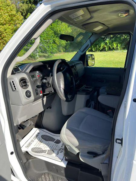 2013 Ford E-150 Base