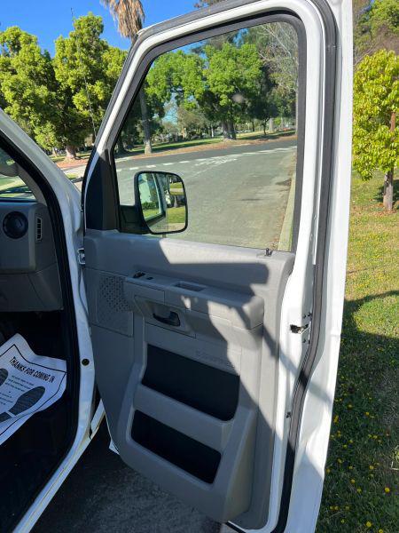 2013 Ford E-150 Base