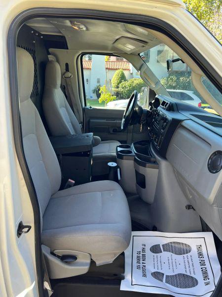 2013 Ford E-150 Base