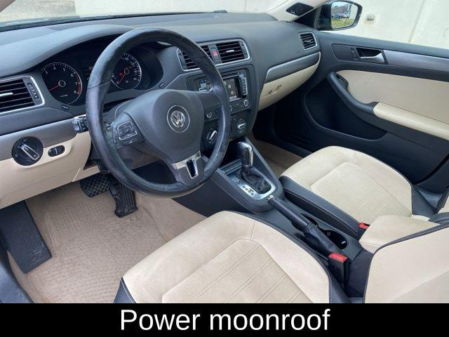 2012 Volkswagen Jetta 2.5L SEL Premium