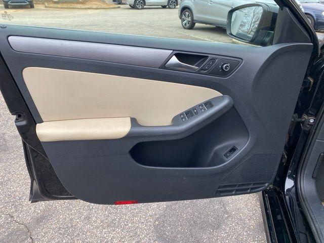 2012 Volkswagen Jetta 2.5L SEL Premium