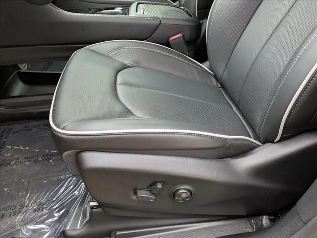2026 Chrysler Pacifica Limited AWD
