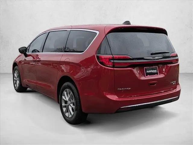 2026 Chrysler Pacifica Limited AWD