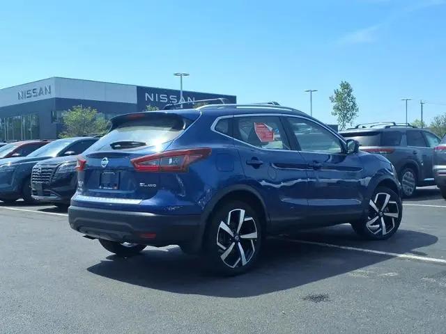 2022 Nissan Rogue Sport SL AWD Xtronic CVT