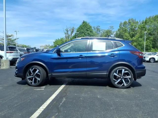 2022 Nissan Rogue Sport SL AWD Xtronic CVT