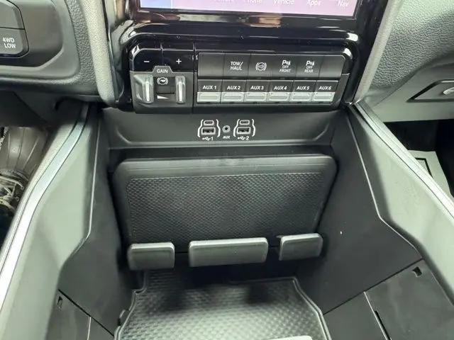 2026 Ram 2500 Big Horn Crew Cab 4x4 6'4" Box