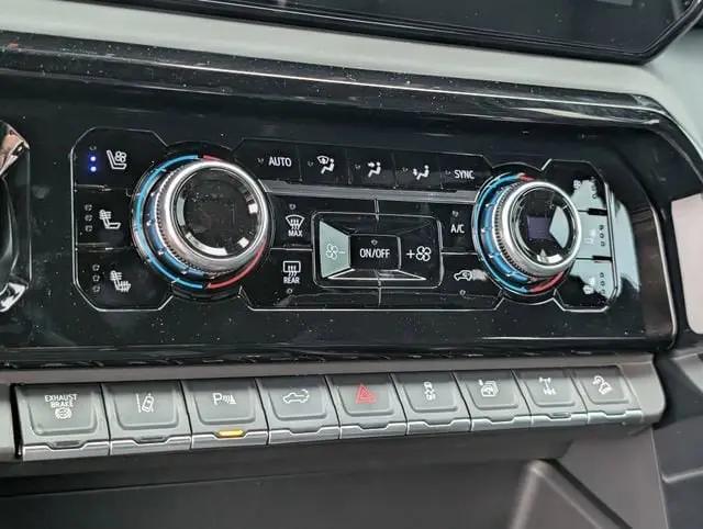 2026 GMC Sierra 2500HD Crew Cab, Standard Bed, AT4X, 4WD