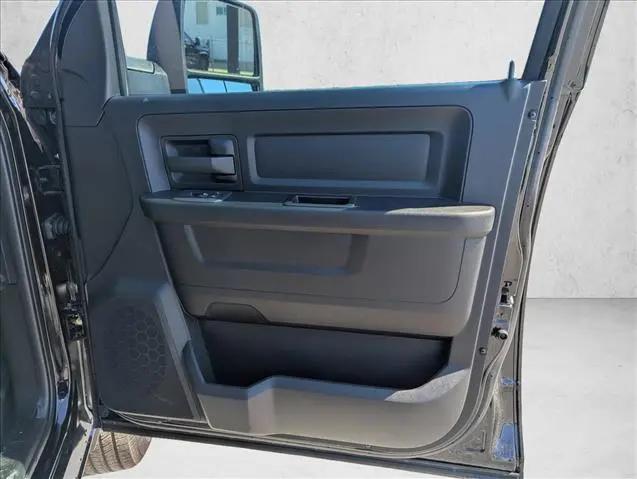 2026 Ram 2500 Tradesman Crew Cab 4x4 6'4" Box