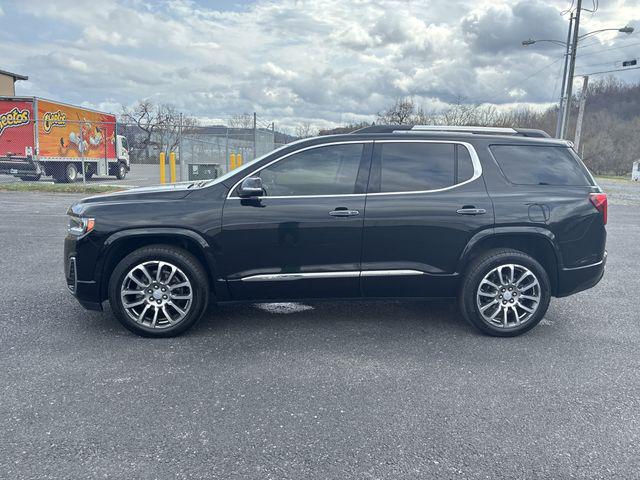 2023 GMC Acadia AWD Denali