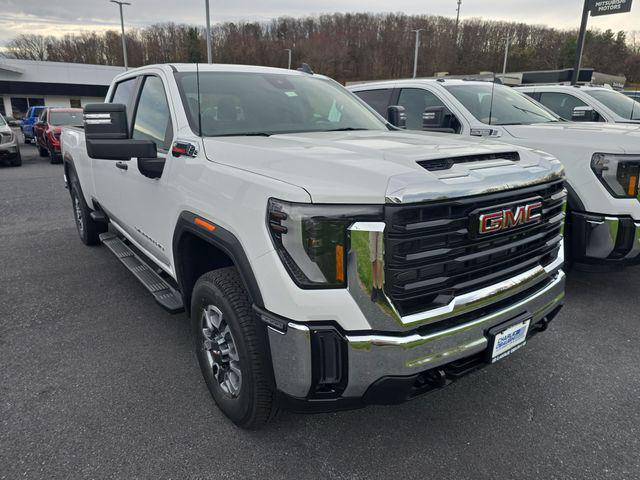 2026 GMC Sierra 3500HD Crew Cab, Long Bed, Pro Dual Rear Wheel, 4WD