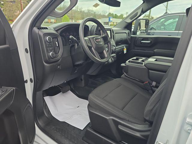 2026 GMC Sierra 3500HD Crew Cab, Long Bed, Pro Dual Rear Wheel, 4WD
