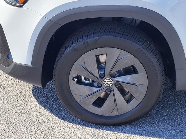 2026 Volkswagen Taos S