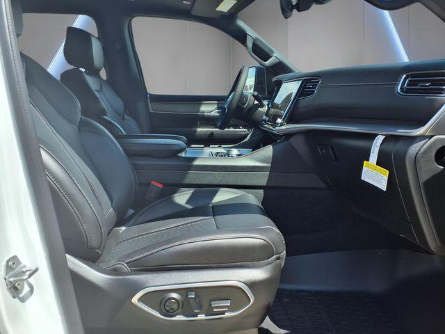 2026 Jeep Grand Wagoneer Upland 4x4