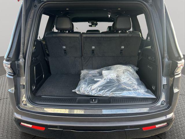 2026 Jeep Grand Wagoneer Limited Altitude 4x4