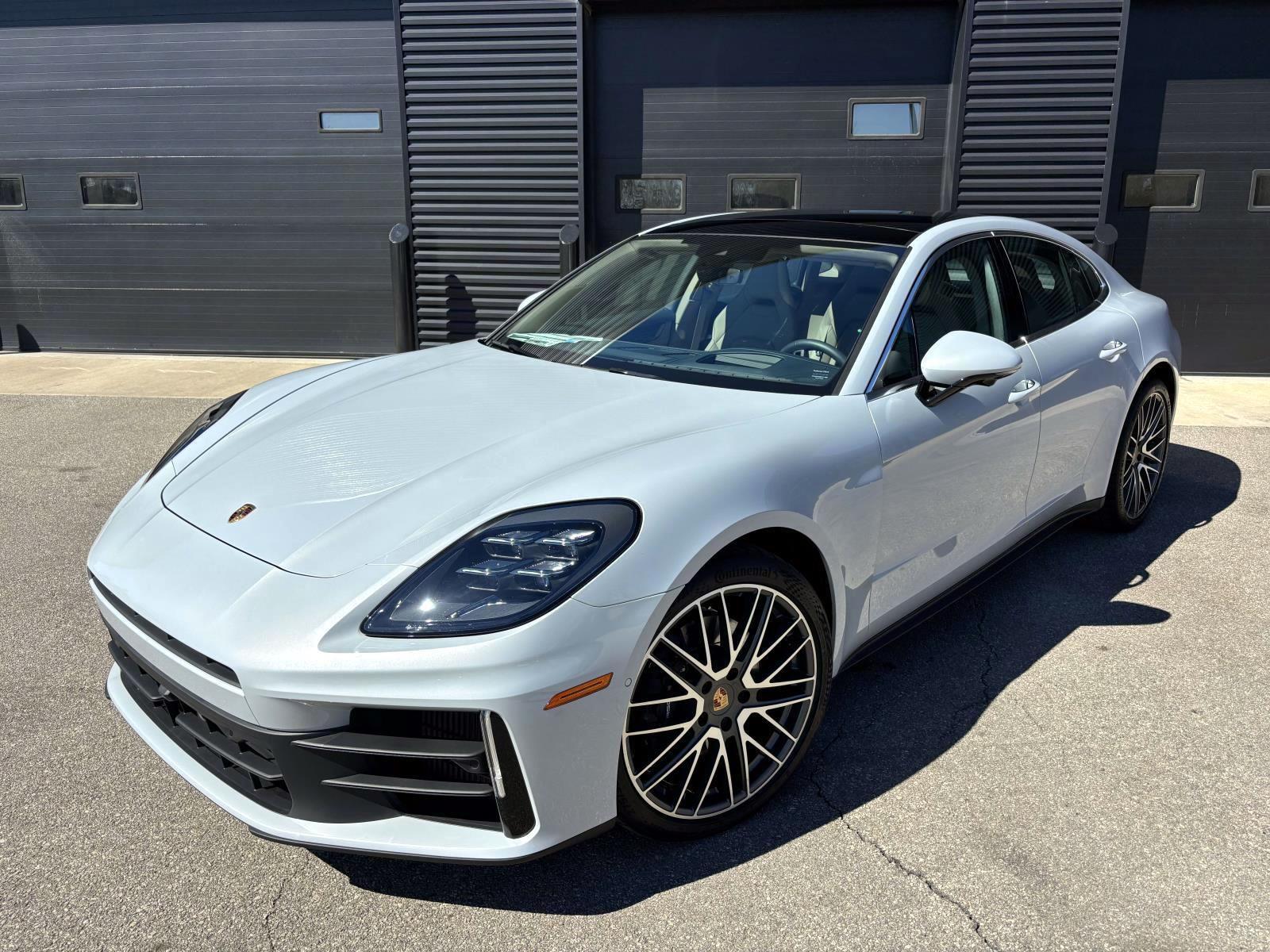 /2025 Porsche Panamera