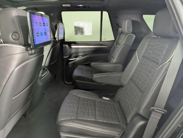 2025 Cadillac Escalade Premium Luxury Platinum