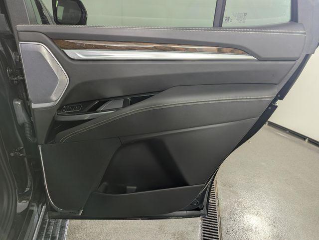 2025 Cadillac Escalade Premium Luxury Platinum