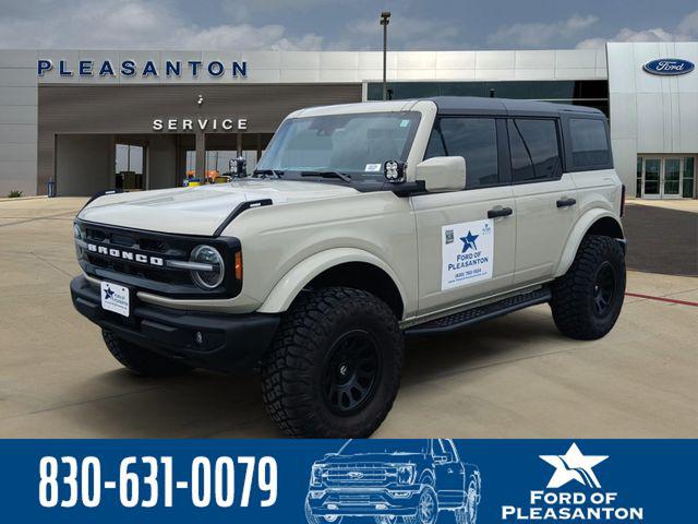 2026 Ford Bronco Outer Banks for sale in Pleasanton, TX