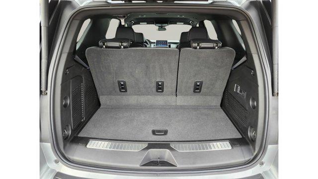 2023 Chevrolet Tahoe 4WD RST