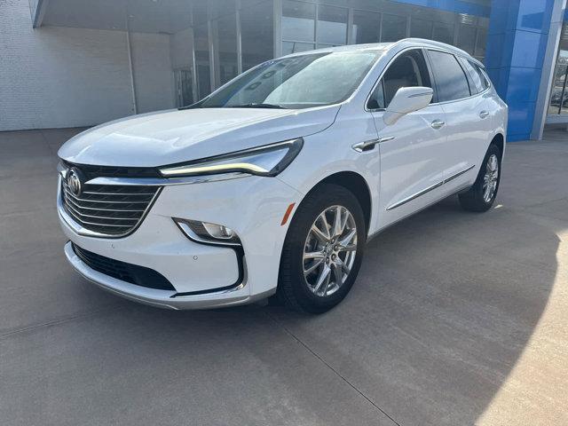 2023 Buick Enclave Essence AWD