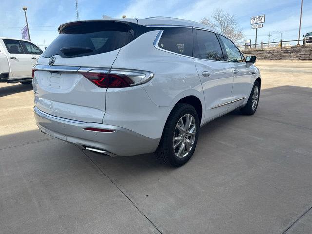 2023 Buick Enclave Essence AWD