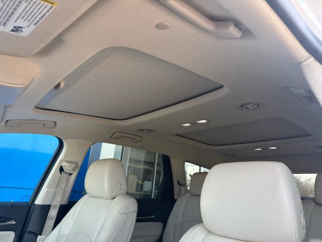 2023 Buick Enclave Essence AWD