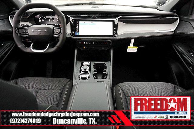 2026 Jeep Cherokee Laredo 4x4